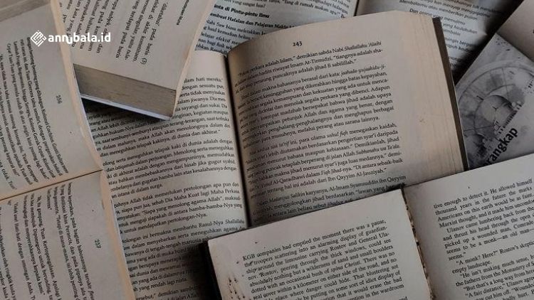 Informasi Mudah Tersedia, Masih Perlukah Mengkaji Bacaan?